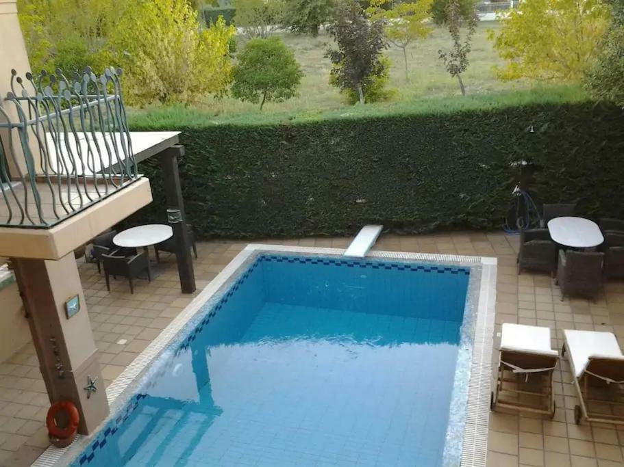 4-Seasons Pool Villa Near Meteora Trikala  Ngoại thất bức ảnh