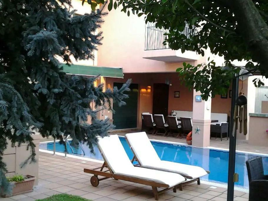 4-Seasons Pool Villa Near Meteora Trikala  Ngoại thất bức ảnh