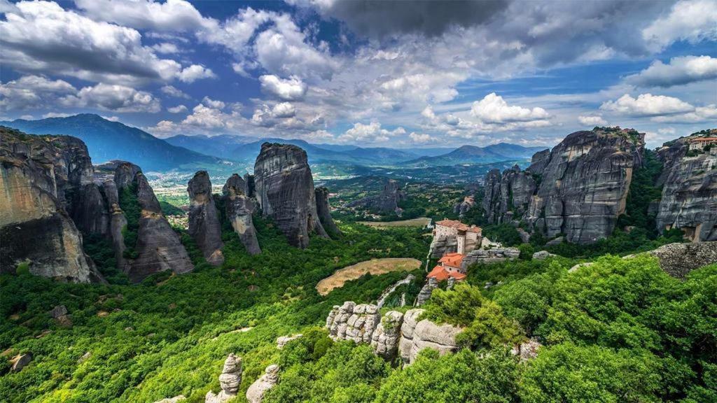 4-Seasons Pool Villa Near Meteora Trikala  Ngoại thất bức ảnh