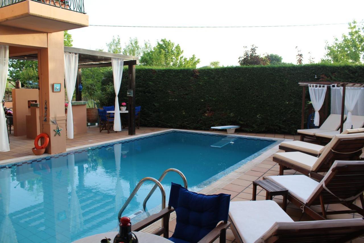 4-Seasons Pool Villa Near Meteora Trikala  Ngoại thất bức ảnh